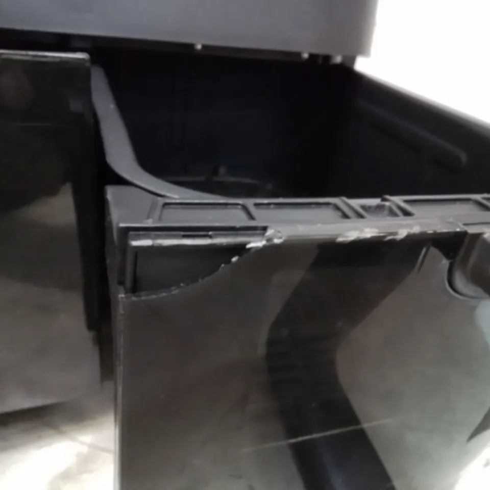 BOXED INSTANT VORTEX 8 IN 1 PLUS DOUBLE AIR FRYER 7.6L 