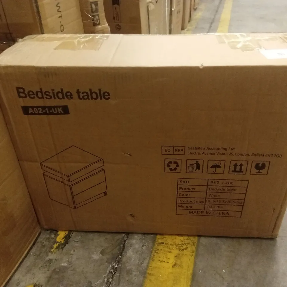 BOXED BEDSIDE TABLE - WHITE (1 BOX)