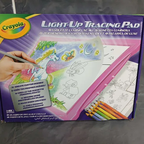 CRAYOLA LIGHT-UP TRACING PAD 