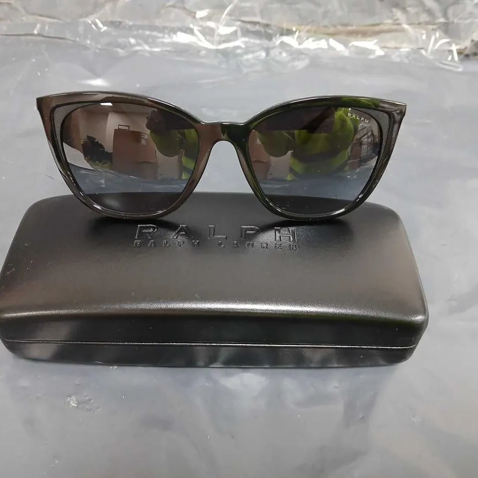 RALPH LAUREN WAYFARER SUNGLASSES