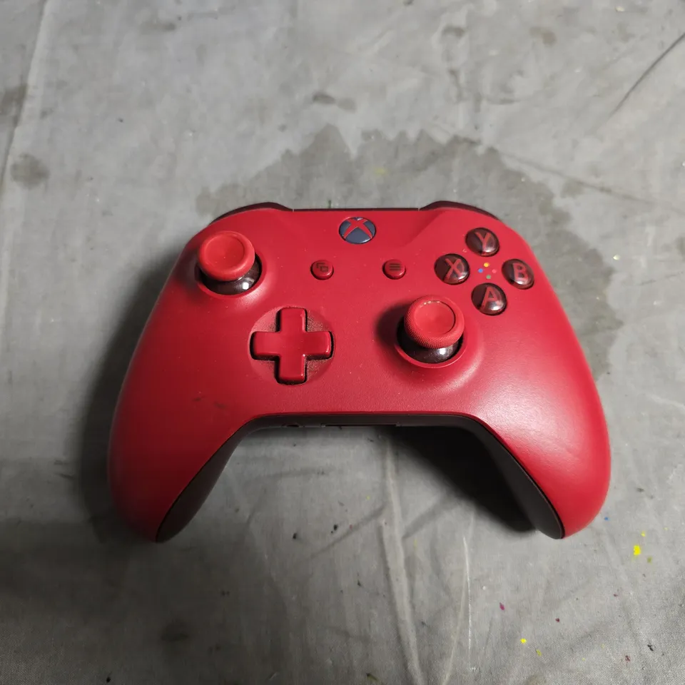 MICROSOFT XBOX ONE WIRELESS CONTROLLER – RED