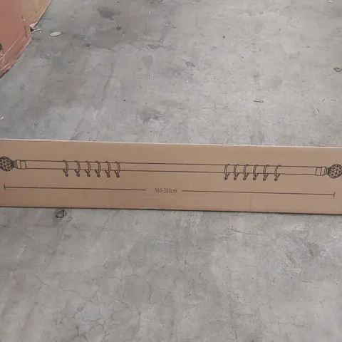 BOXED CURTAIN POLES AND FINALS