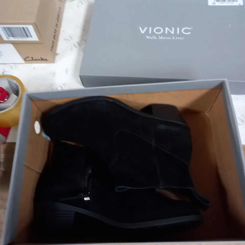 VIONIC VERA BLACK ANKLE BOOTS - UK SIZE 5