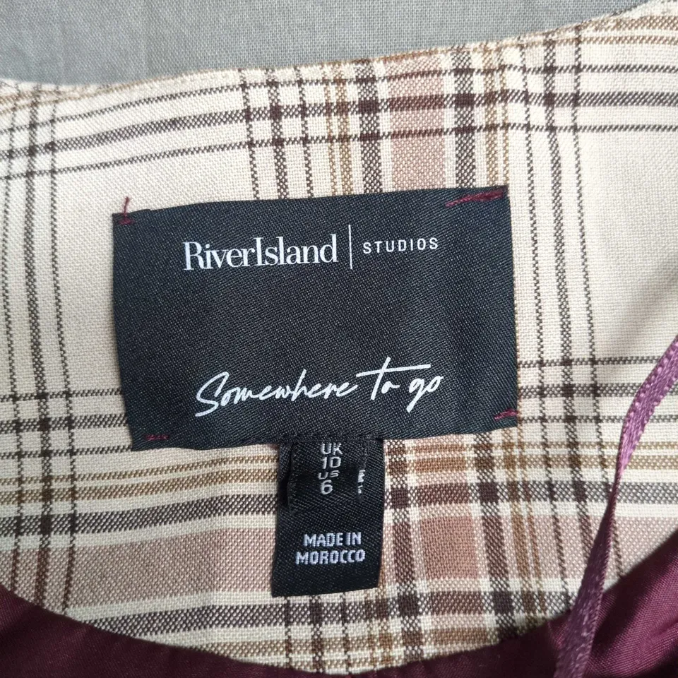 RIVER ISLAND STUDIOS SOMEWHERE TO GO PLAID JACKET – UK 10 (US 6)