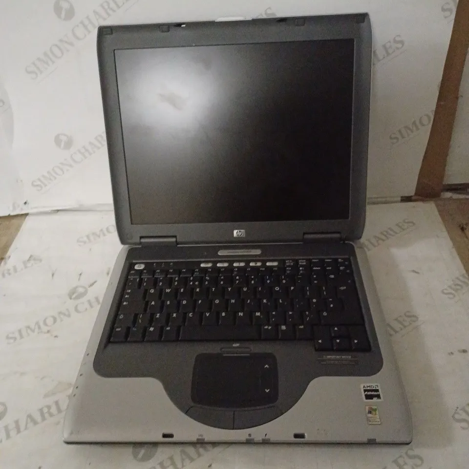 HP PAVILION CRVSA-02T1-75 LAPTOP