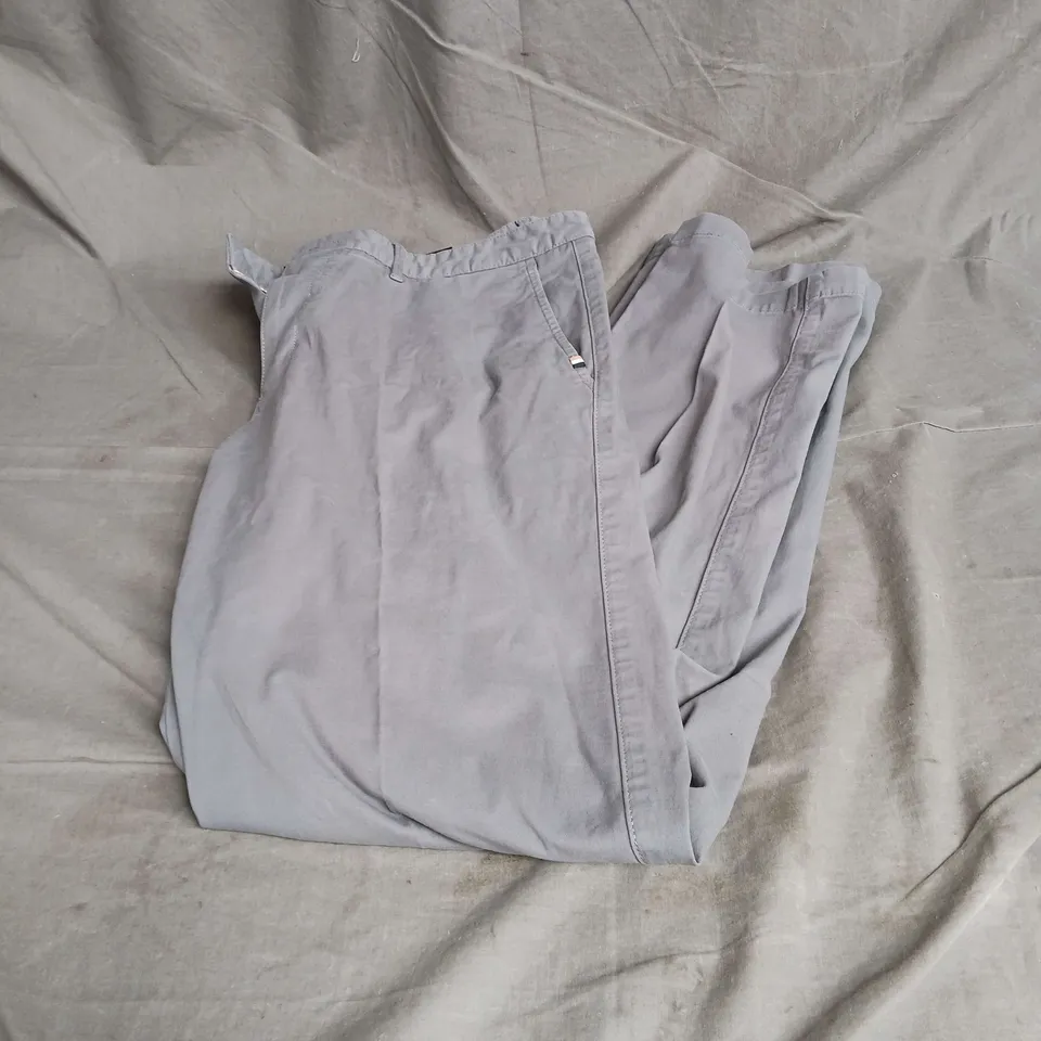 BOSS TROUSERS IN GREY SIZE UK 52