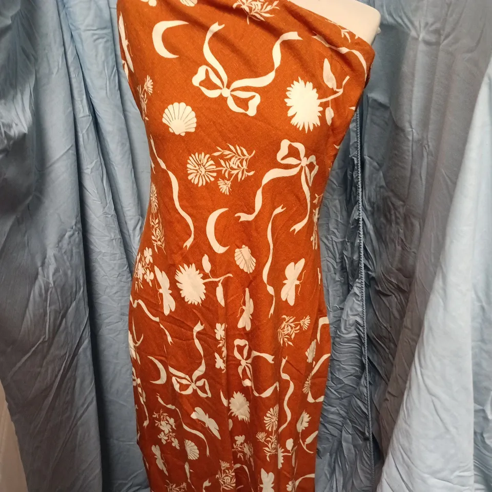 NOBODY'S CHILD PETITE RUST DRESS WITH WHITE FLORAL PRINT – UK 16 (EU 44, USA 12)