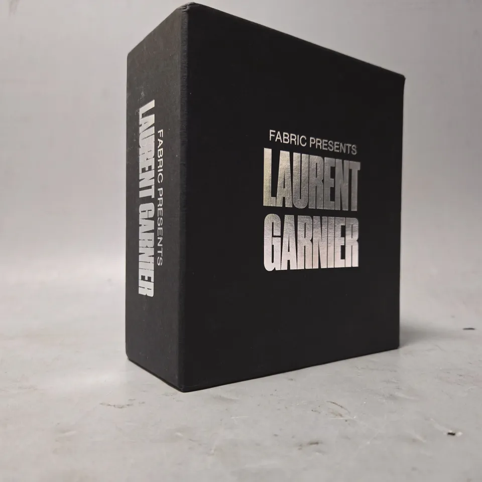 BOXED FABRIC PRESENTS LAURENT GARNIER 