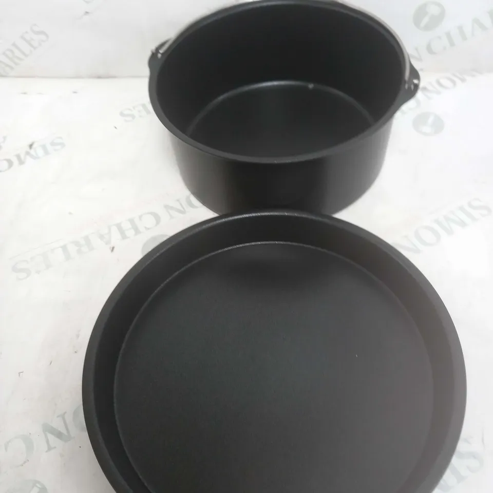 BOXED OUTLET COOK'S ESSENTIALS SET OF 2 AIR FRYER ACCESSORIES