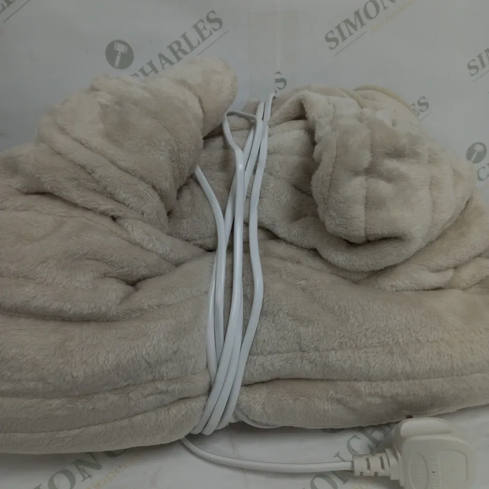 BOXED COZEE HOME VELVETSOFT HEATED THROW IN STONE 