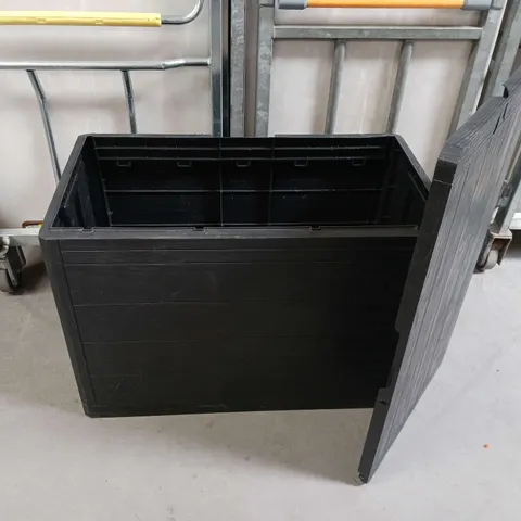 BLACK OUTDOOR STORAGE BOX 