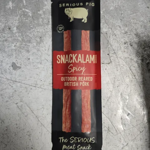 10 X SEALED SERIOUS PIG SPICY SNACKALAMI STICKS