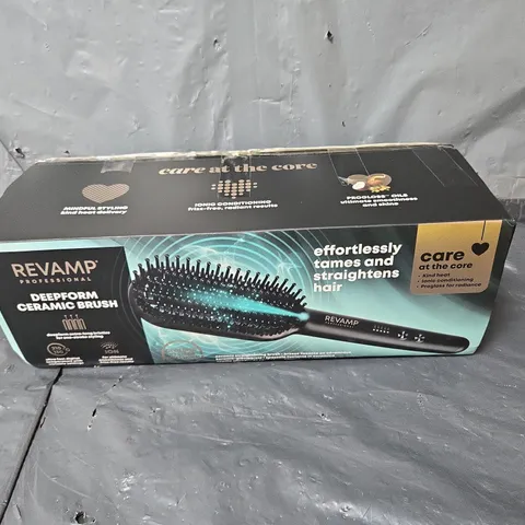 REVAMP PROGLOSS DEEPFORM BRUSH BR2000
