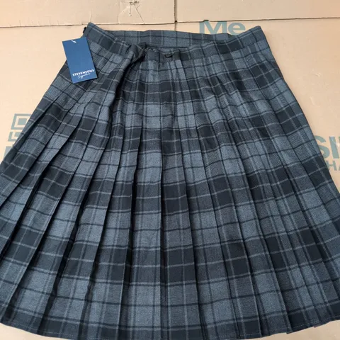 STEVENSONS SIGNATURE HARRIS WIMBLEDON MOCK KILT IN BLACK/GREY - 34/22