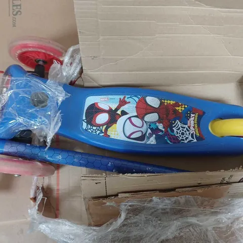 BOXED TILT'N'TURN SCOOTER 