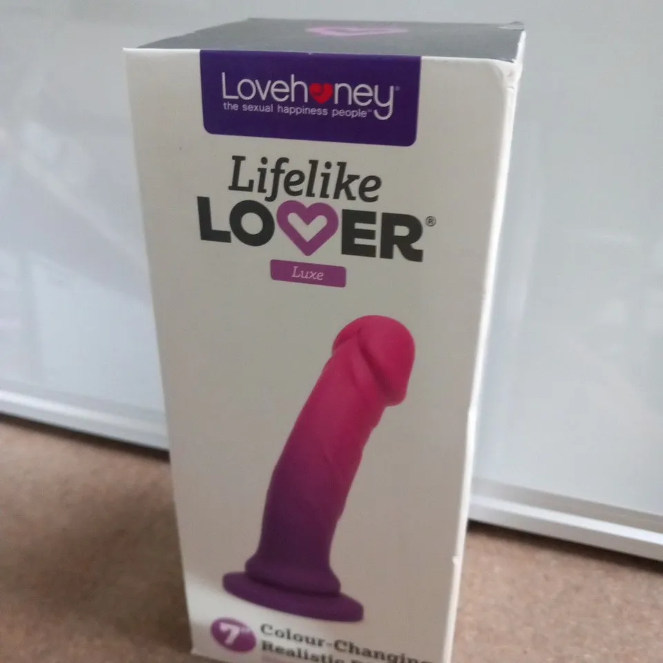 BOXED LOVEHONEY LIFELIKE LOVER LUXE 7" COLOUR CHANGING REALISTIC DILDO