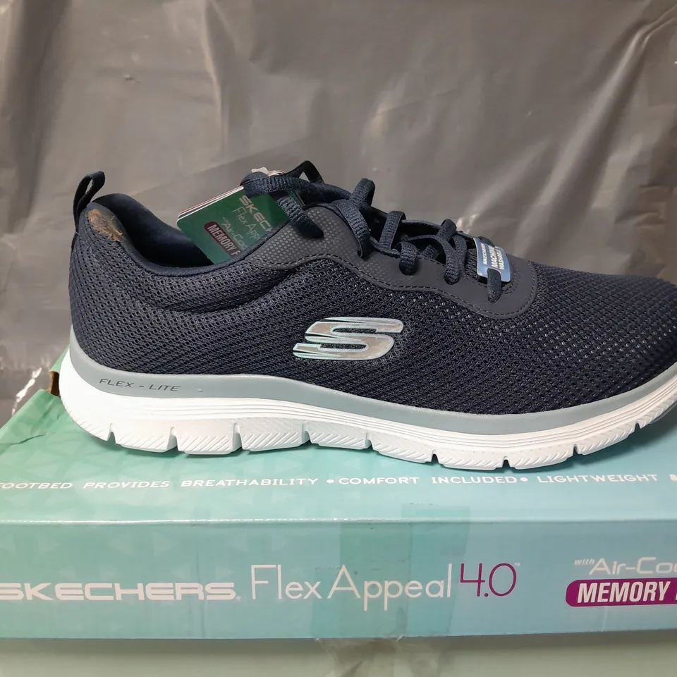 BOXED PAIR OF SKECHERS FLEX APPEAL 4.0 - SIZE 6