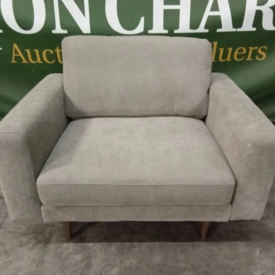 BRAND NEW SNUG BIG CHILL SAGE FABRIC SNUGGLE CHAIR