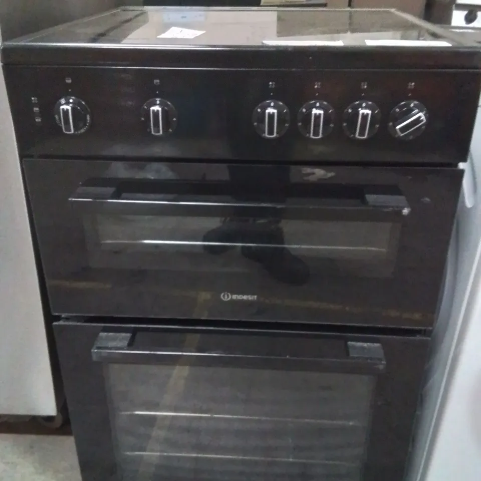 INDESIT 60CM FREESTANDING ELECTRIC TWIN CAVITY COOKER -BLACK- A RATED - IT60V9KMB/UK