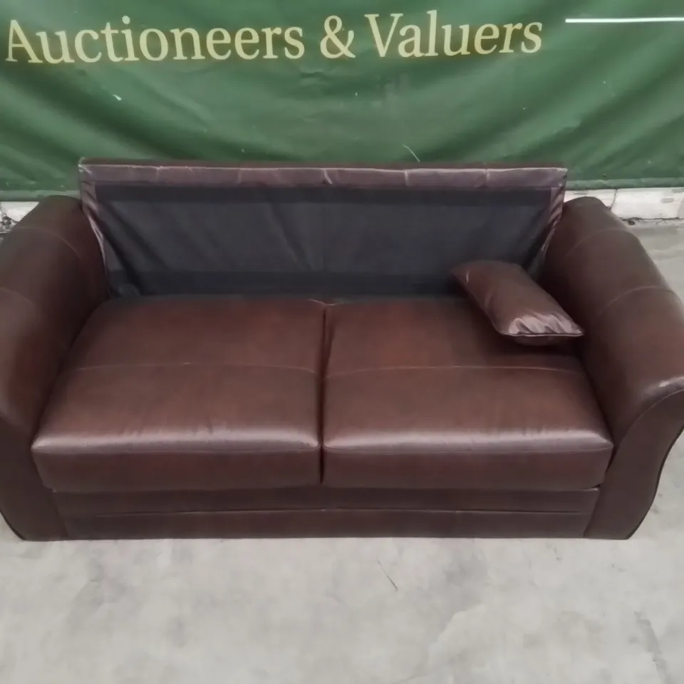 QUALITY DESIGNER LEATHER ROLL ARM SOFA (BACK CUSHIONS MISSING)