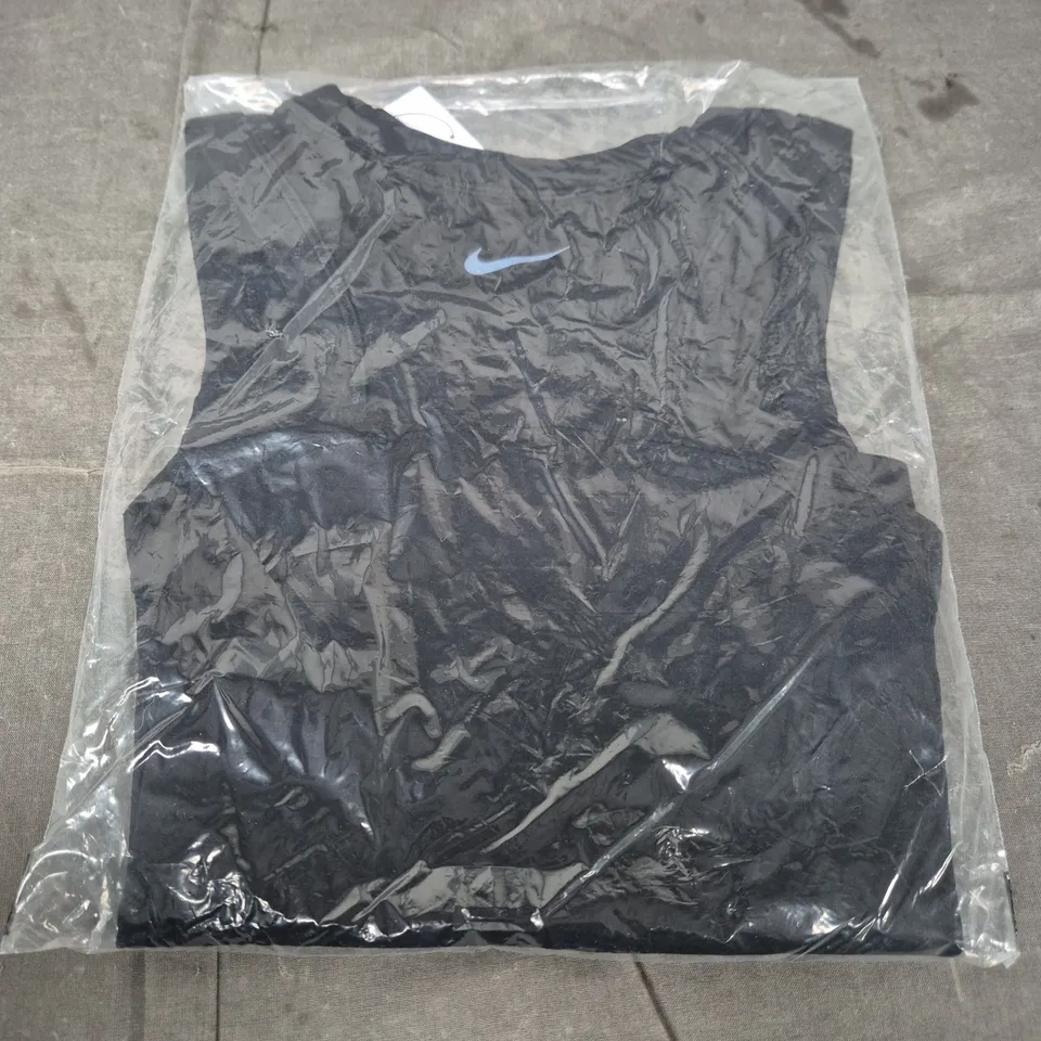 NIKE WOMEN'S SLEEVELESS TRAINING TOP – BLACK SIZE S