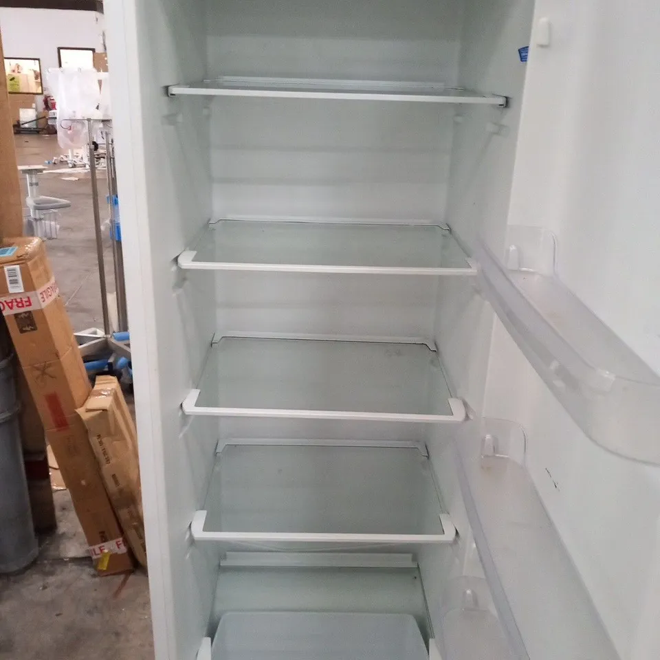 INDESIT FREESTANDING FRIDGE: WHITE COLOUR - SIAA 12 (UK)