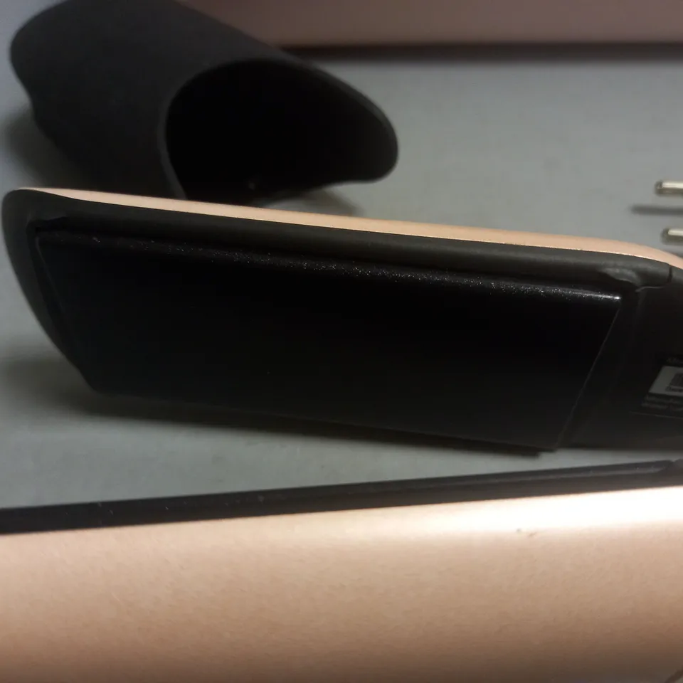 GHD MAX CERAMIC HAIR STRAIGHTENERS - S7N421