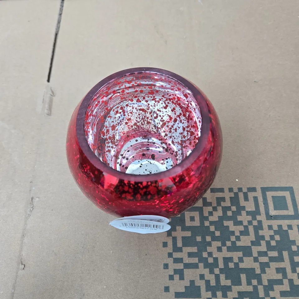 BOX OF 6 X GISELA GRAHAM RED CANDLE HOLDERS