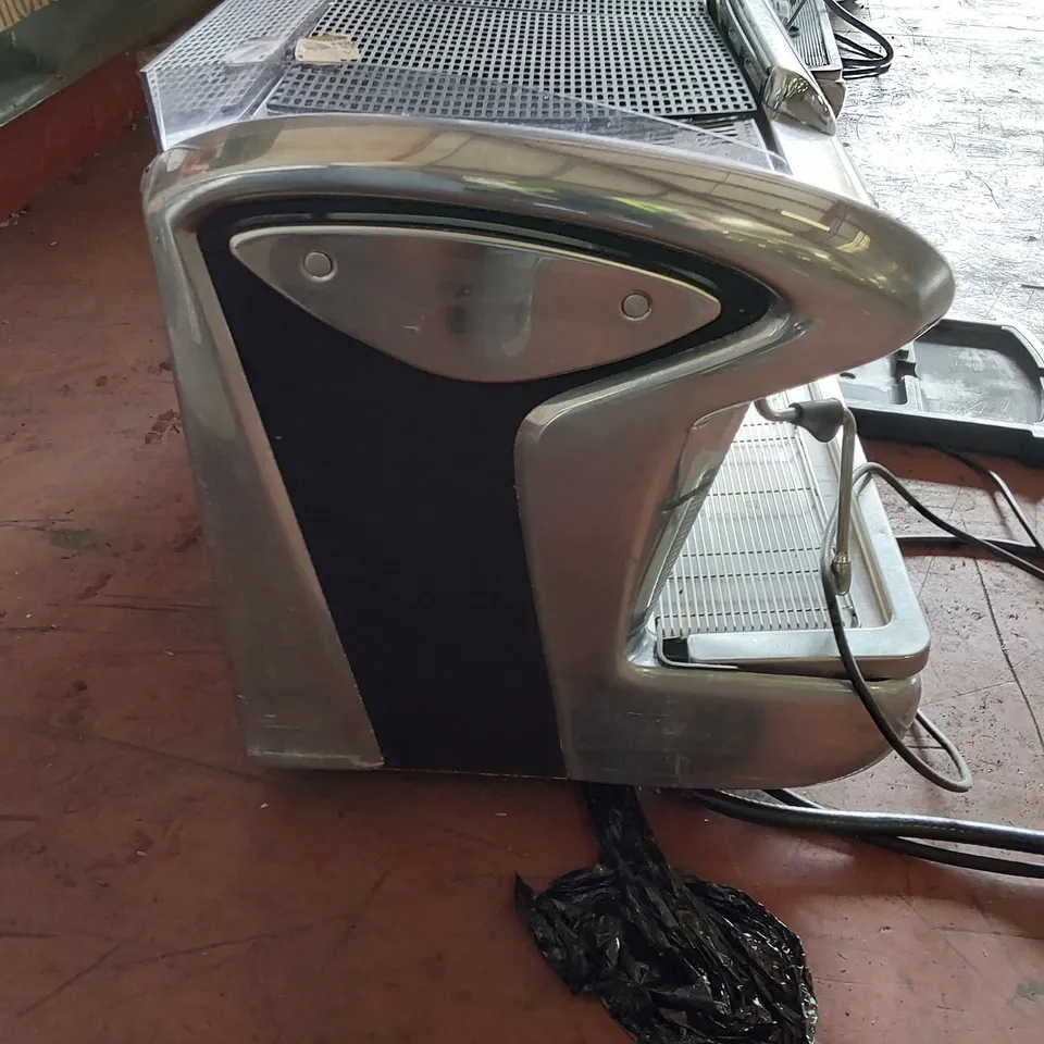 FAEMA EMBLEMA 3 GROUP ESPRESSO MACHINE