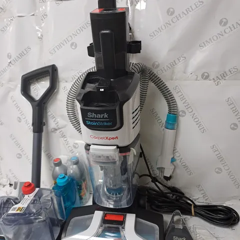 SHARK CARPET XPERT DEEP CARPET CLEANER & BUILT IN STAIN STRIKER EX200UK - COLLECTION ONLY