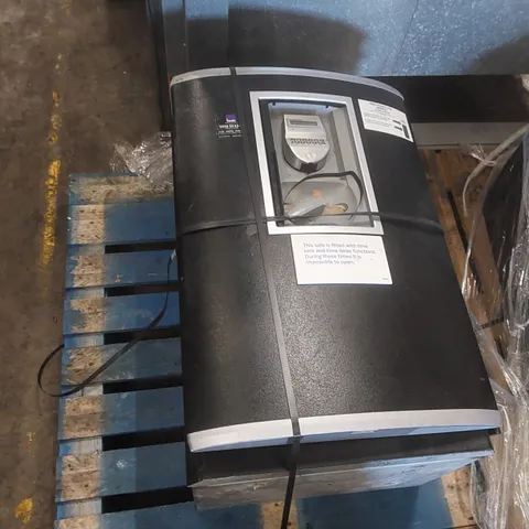 INSAFE HEAVY DUTY TIME LOCK SECURITY SAFE