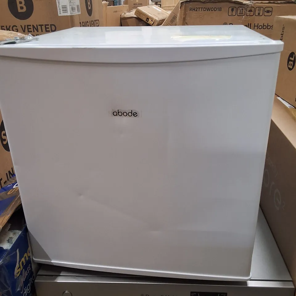 ABODE ATTFZ0E1W MINI FREEZER - WHITE