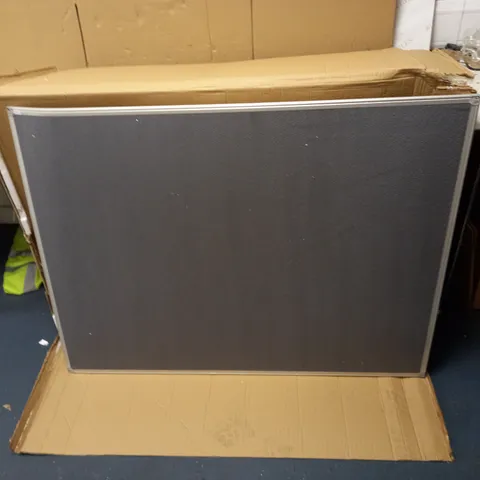 FELT CONNECT NOTICE BOARD