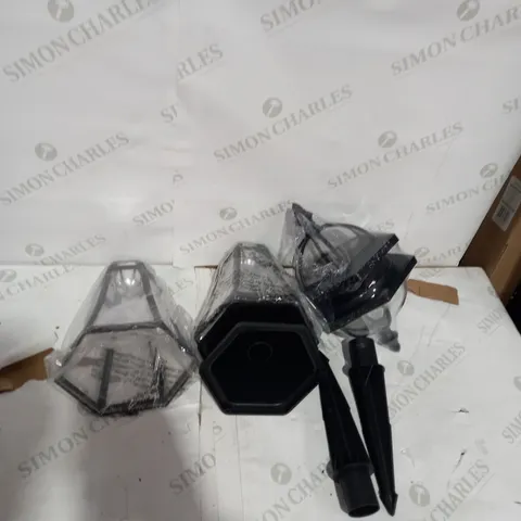 LUXFORM SET OF KENSINGTON SOLAR POWERED LAMP POSTS