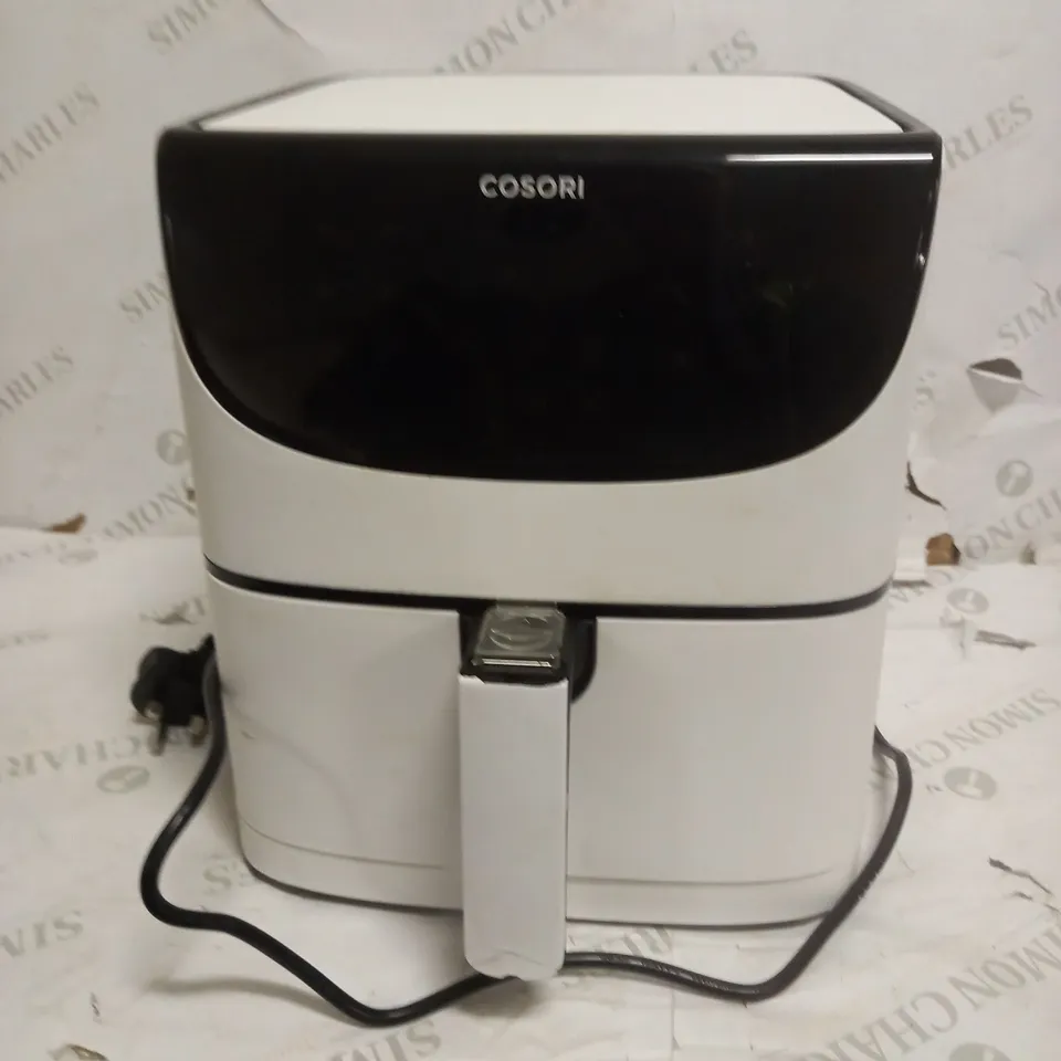 COSORI AIR FRYER 1700W MAX XXL 5.5L DIGITAL TOUCHSCREEN - WHITE