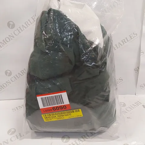 BAGGED AIMIEN POLYESTER BLACKOUT CURTAINS // SIZE: 117 X 183cm