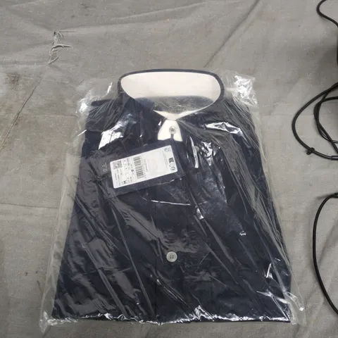 BAGGED MNG ESSENTIALS MEN'S NAVY SHIRT WITH WHITE COLLAR – UK REGULAR FIT