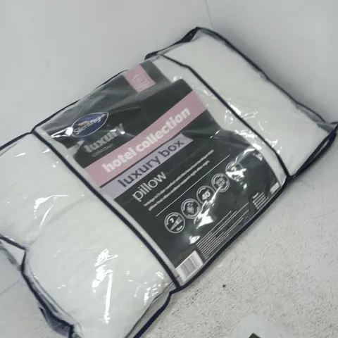SILENTNIGHT HOTEL COLLECTION LUXURY BOX PILLOW