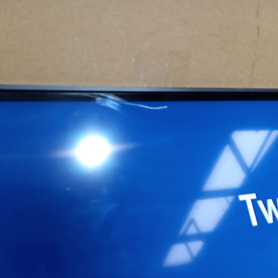SAMSUNG QE43Q60 TV WITH STAND AND TWO REMOTES 