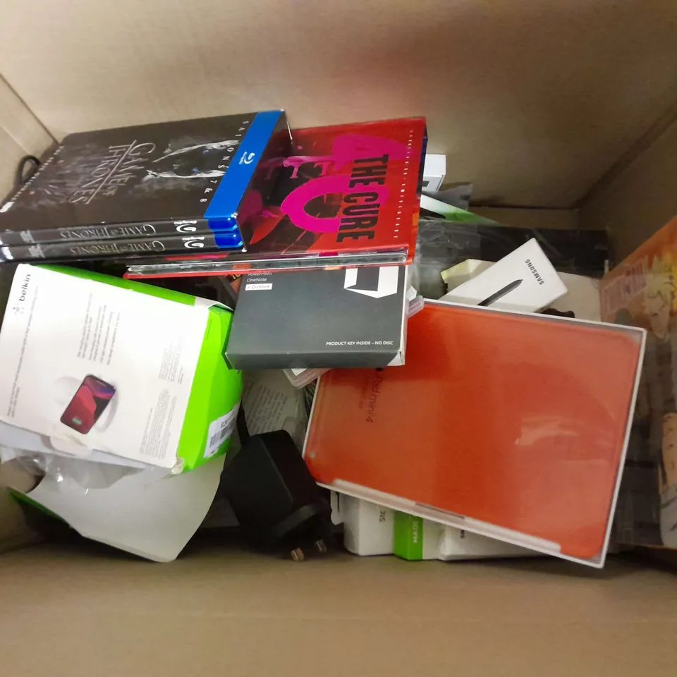 APPROXIMATELY 15 ASSORTED ELECTRICAL ITEMS TO INCLUDE WWE 2K20 (XBOX ONE), PSYCHO-PASS BLU-RAY, IPAD MINI SMART COVER, ETC