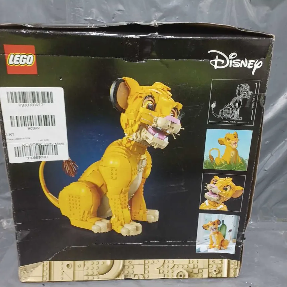 DISNEY YOUNG SIMBA THE LION KING SET 43247