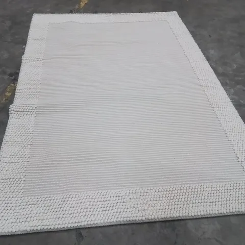 QUALITY DESIGNER AREA RUG - APPROXIMATELY 240X160CM