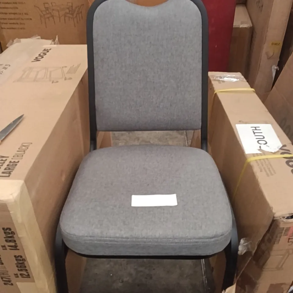 GREY / BLACK CHAIR