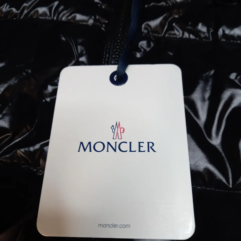 MENS MONCLER PADDED COAT SIZE UNSPECIFIED