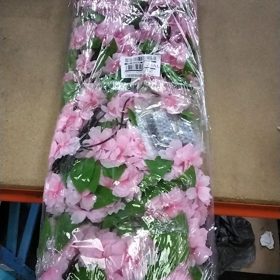 50 LED SOLAR IN-LIT PINK BLOSSOM TRELLIS  RRP £44.99