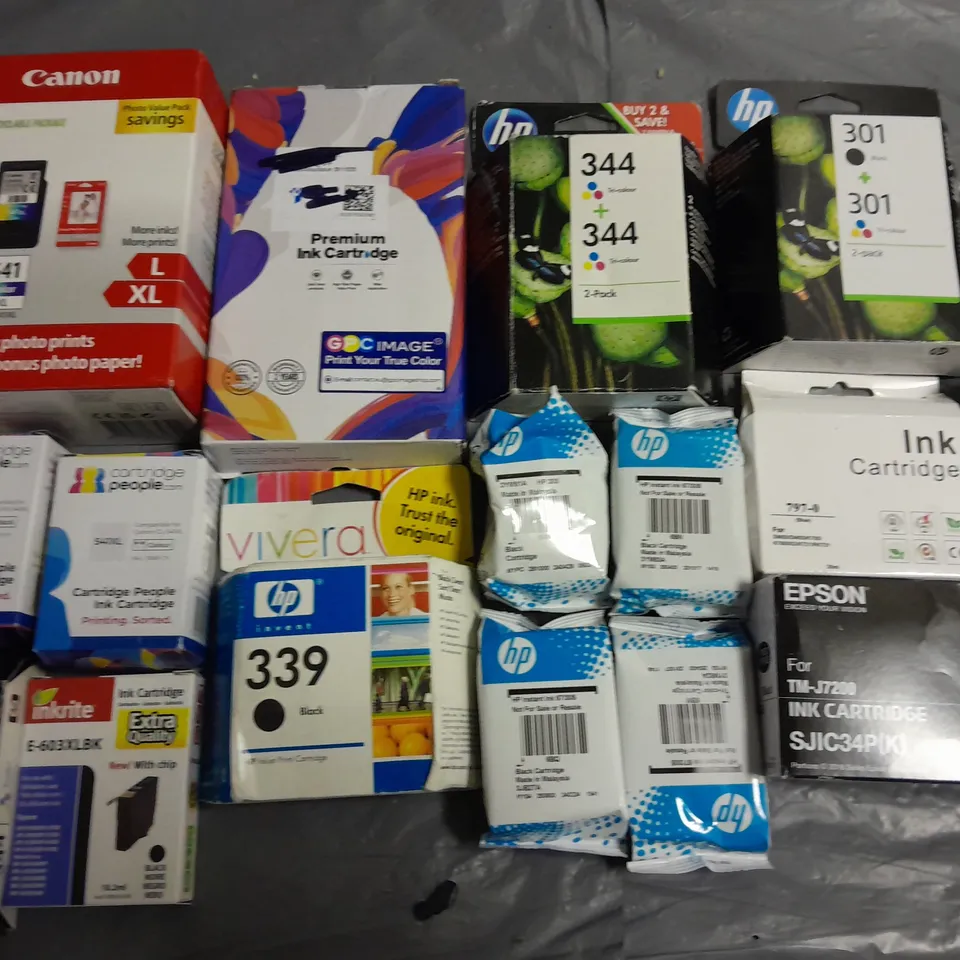 LOT OF ASSORTED PRINTER INK CARTRIDGES TO INCLUDE HP, CANON AND CARTRIDGE PEOPLE