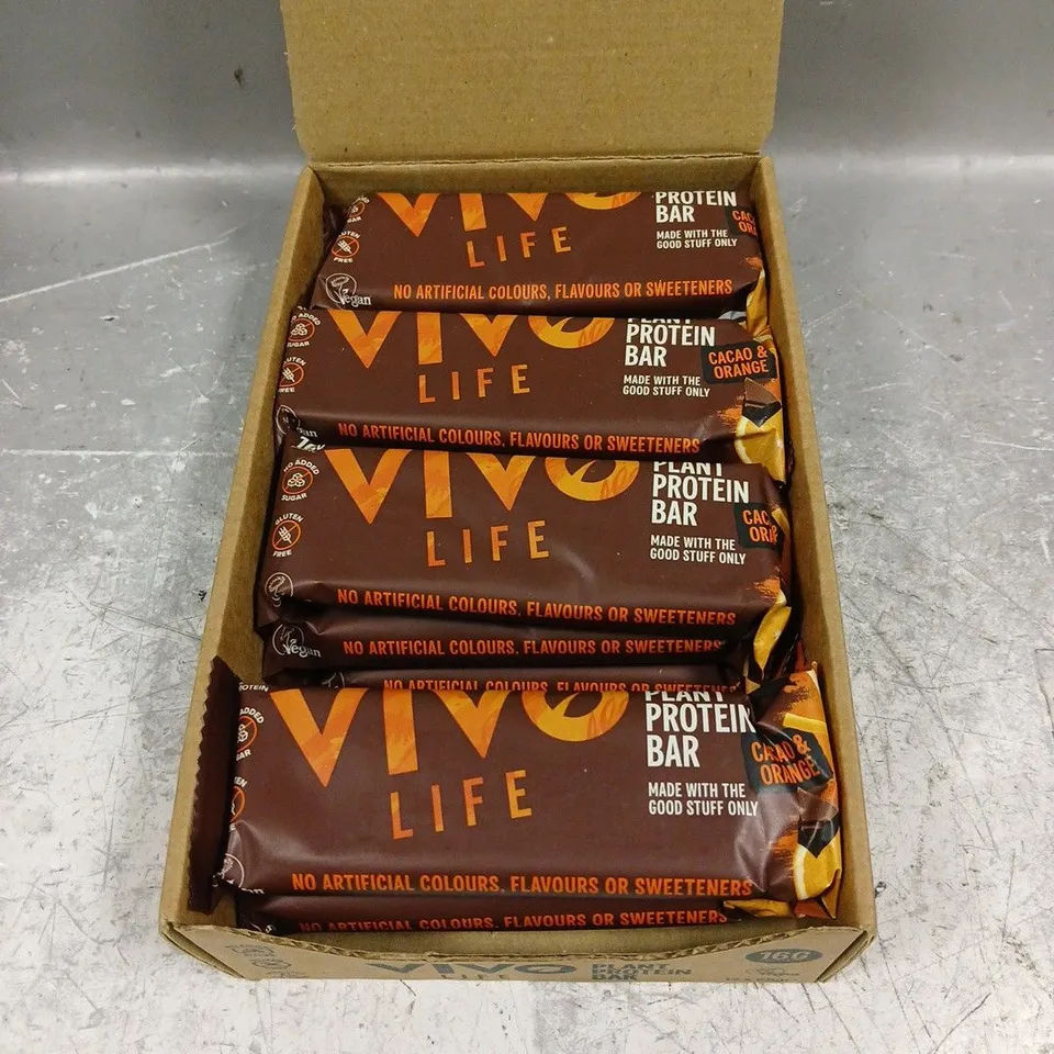 VIVO LIFE PLANT PROTEIN BARS IN CACAO & ORANGE 12X65G