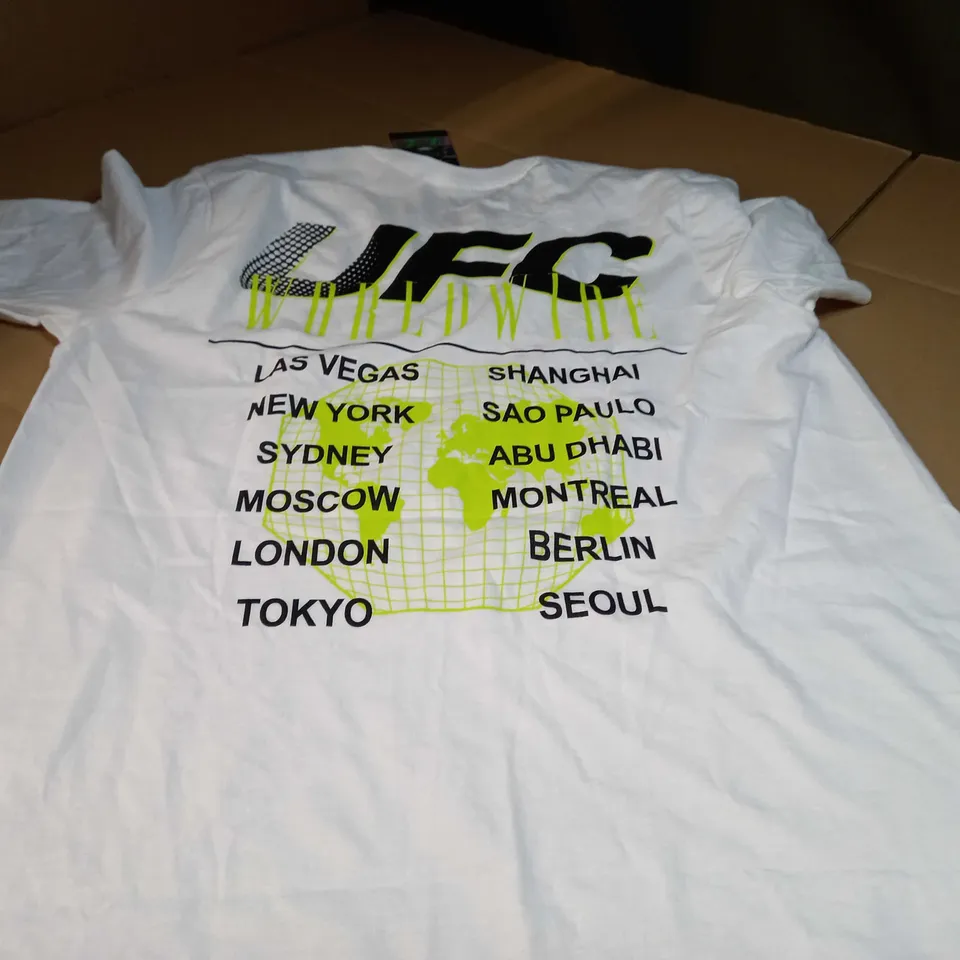 UFC WHITE/LOGO TEE - MEDIUM