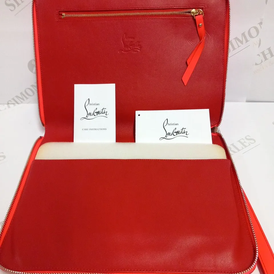 CHRISTIAN LOUBOUTIN CRIS CASE PATENT FLOU/SPIKES ROSE PARIS