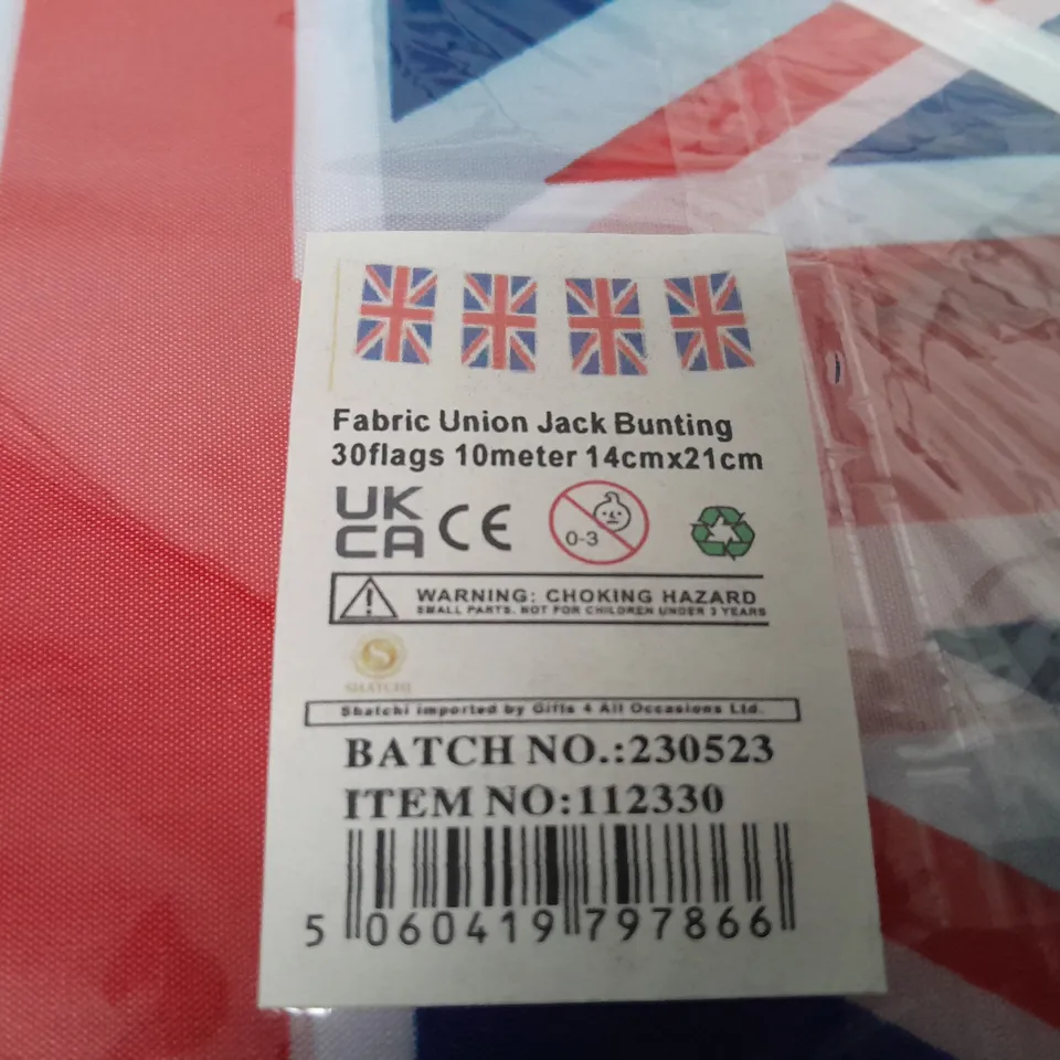 LOT OF APPROXIMATELY 60 PACKS OF UNION JACK BUNTING 